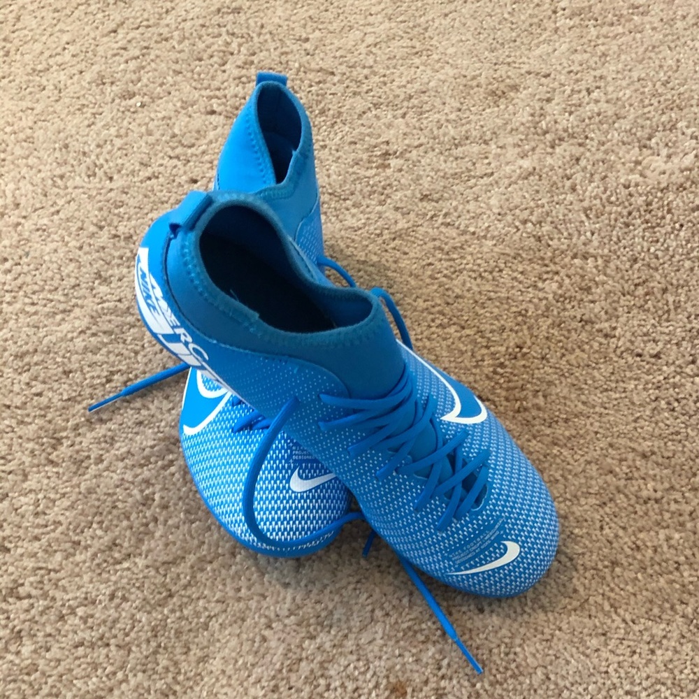 Nike JR superfly 7 club soccer cleat